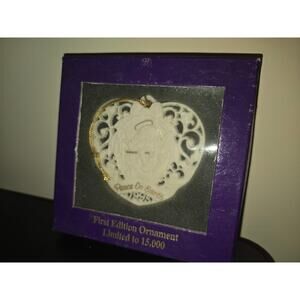 Enesco Precious Moments Peace On Earth Ornament Century Circle 177091